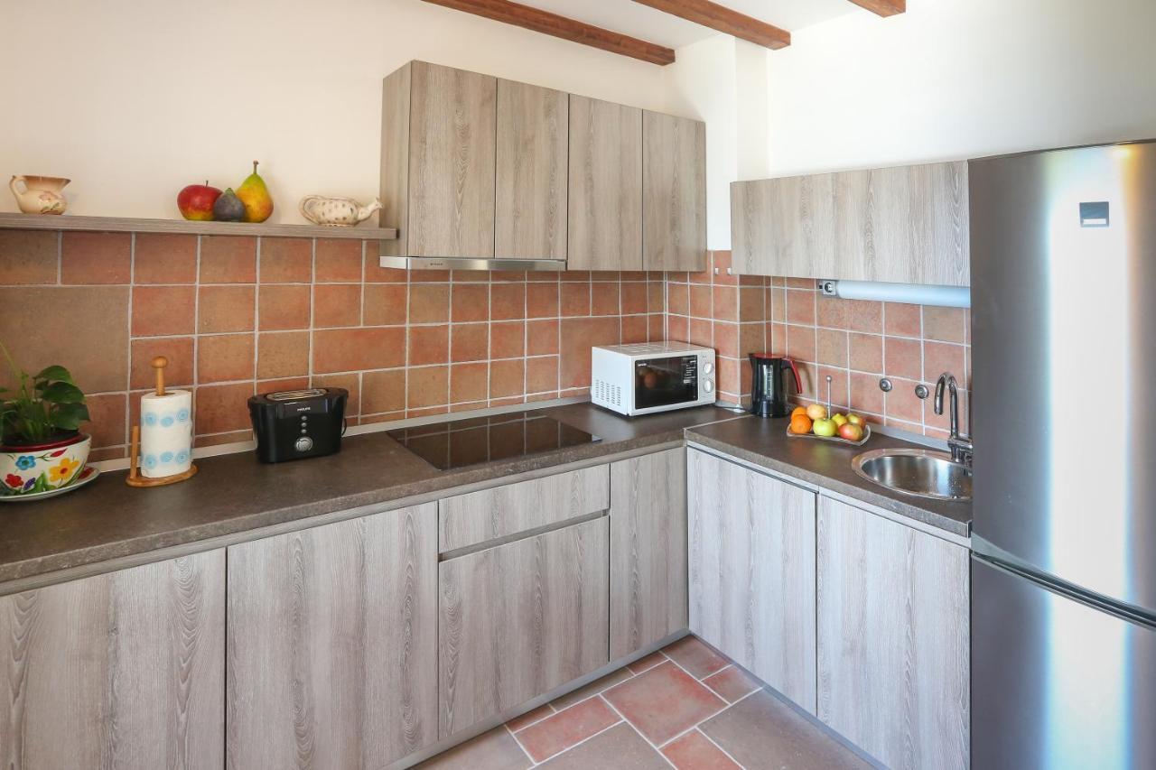 Spacious Apartment Lucia Prožura Exteriér fotografie